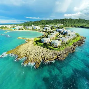 https://grand-palladium-lady-hamilton-resort-spa.comcaribbean.com
