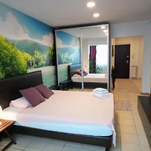 Διαμέρισμα Cozy Downtown Oasis Βουκουρέστι