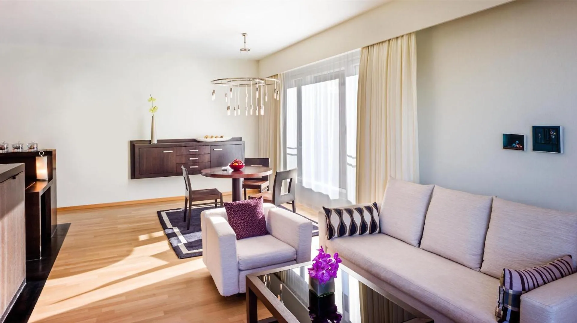 Hotel Grand Hyatt Berlín 5*,  Alemania
